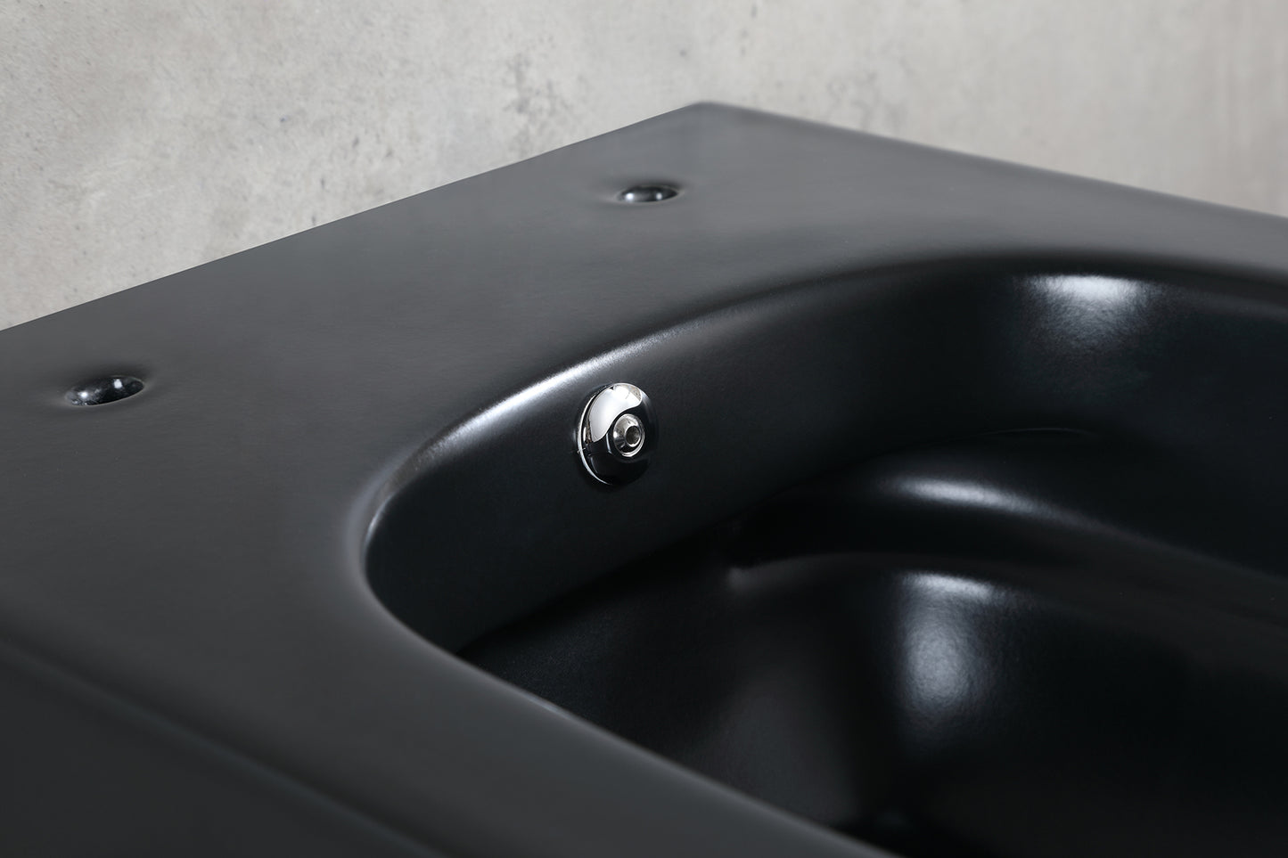 Vesta wall-mounted toilet rimless with bidet tap, cold water, matt black