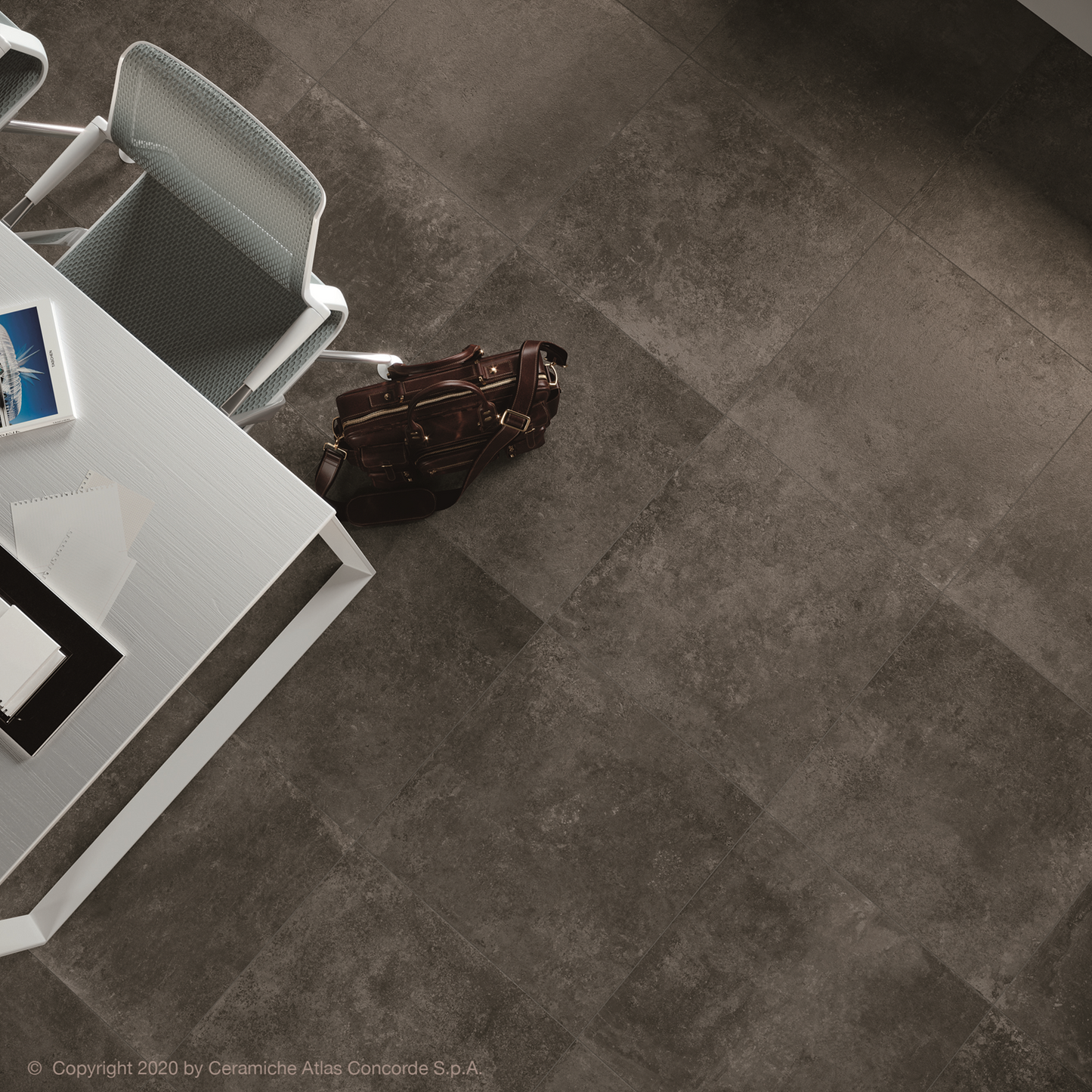 Azulejo con aspecto de hormigón Codec Antracita 60x60 rett