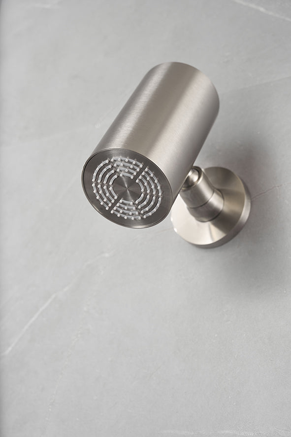 UniMatch Beam hoofddouche rond 1 stand met muurbevestiging geborsteld staal PVD - WDtegels
