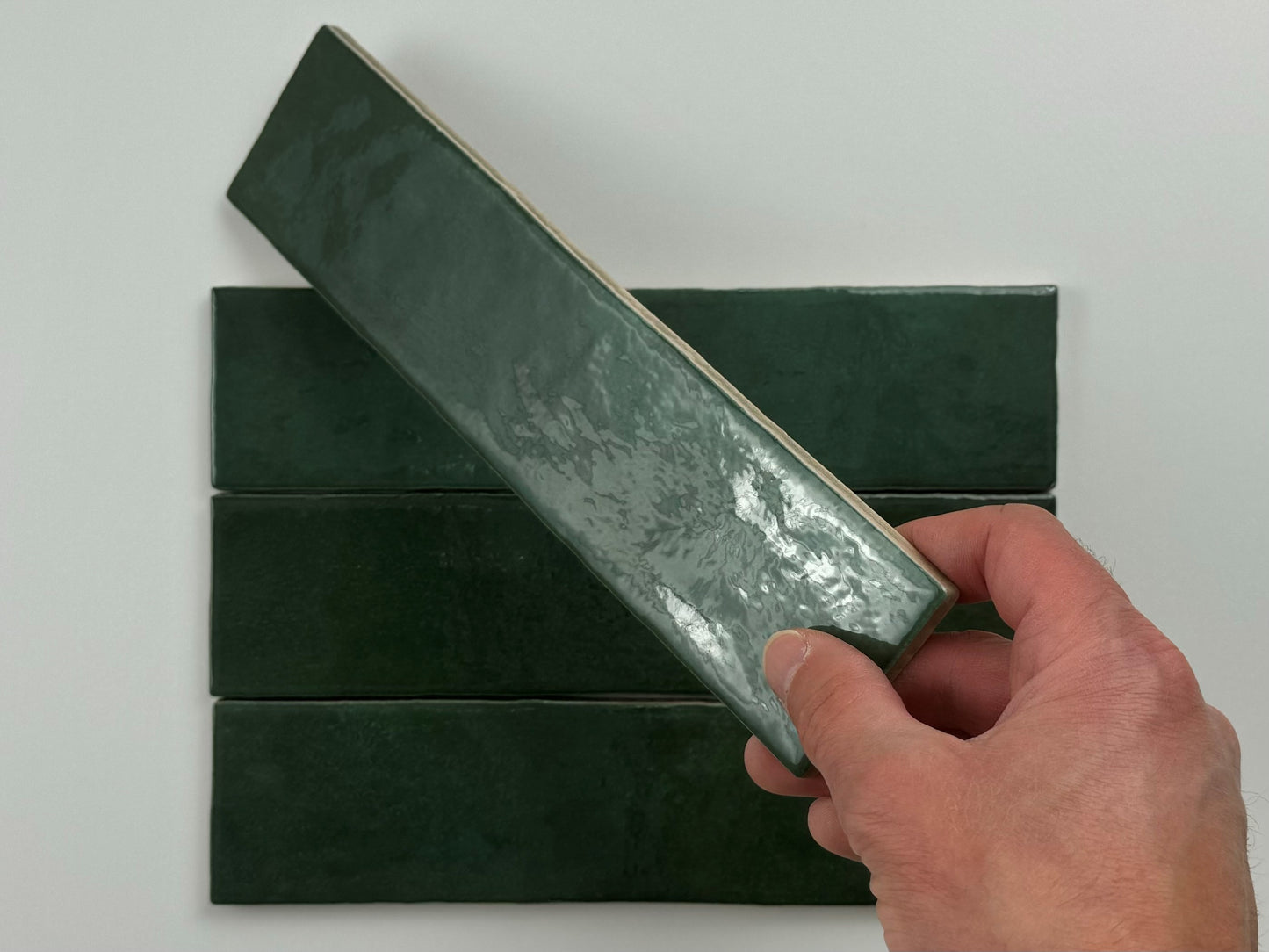 Trend tegels donker groen glans 6x24,6 - WDtegels