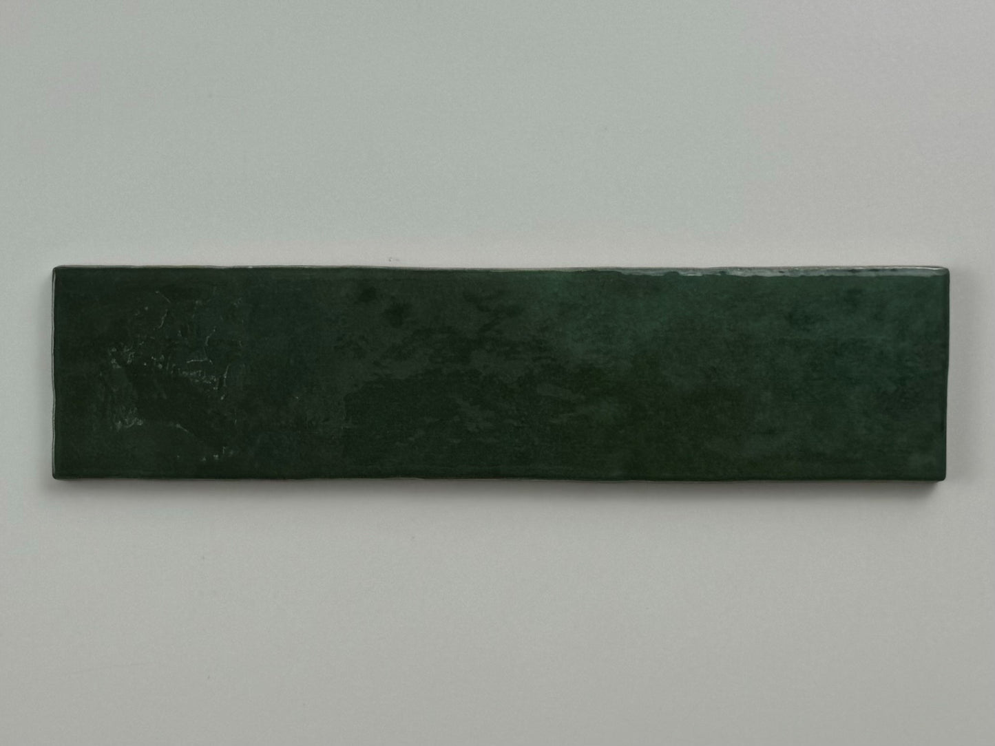 Trend tegels donker groen glans 6x24,6 - WDtegels