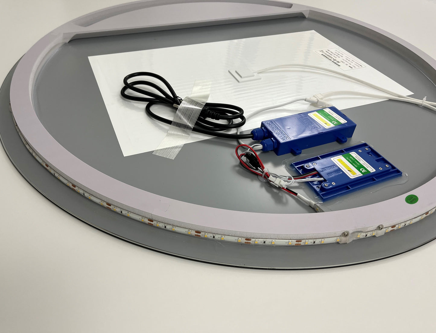 Badkamerspiegel 60cm LED, touch knop, anti-condens - WDtegels