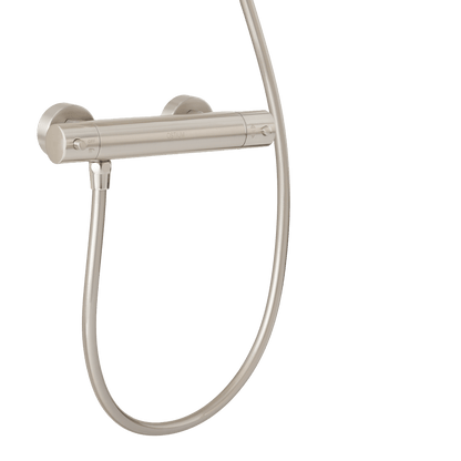Detail van de bediening van handdoucheset met glijstang Delfi in RVS