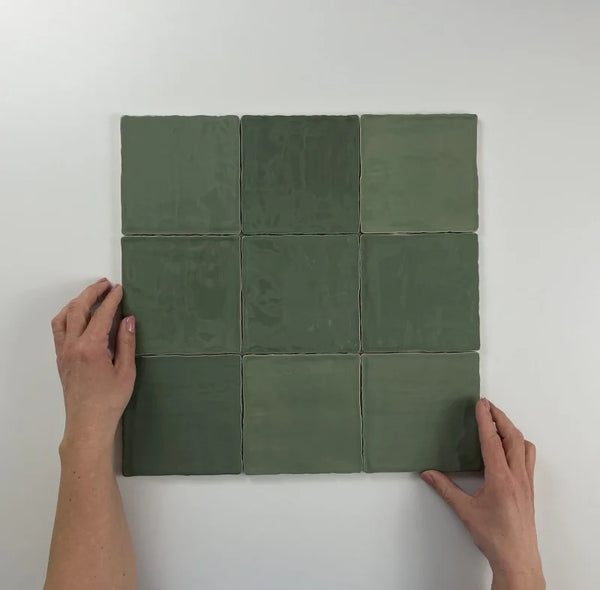 Moos Jade brillante formado a mano 13x13