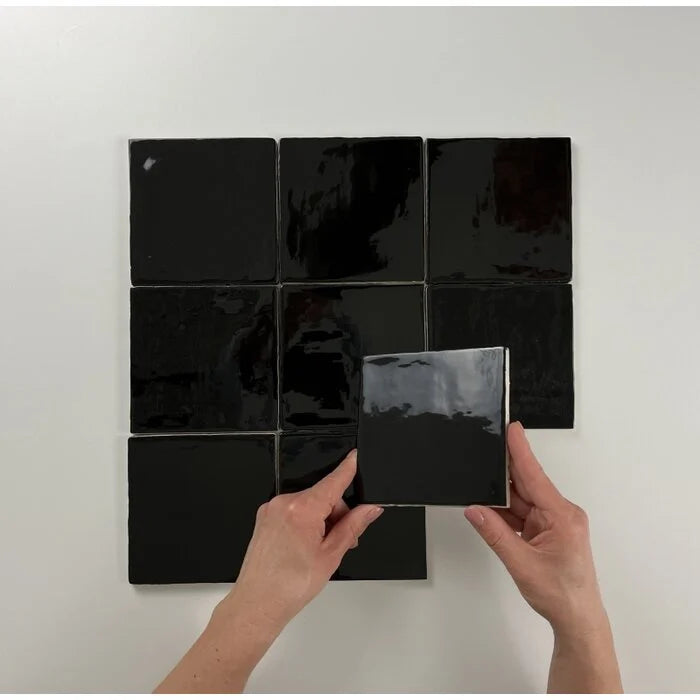 Old Dutch white tiles Black 13x13