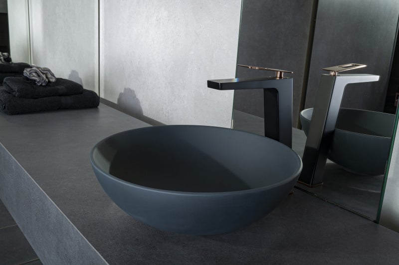 Lavabo de superficie sólida Sanne antracita